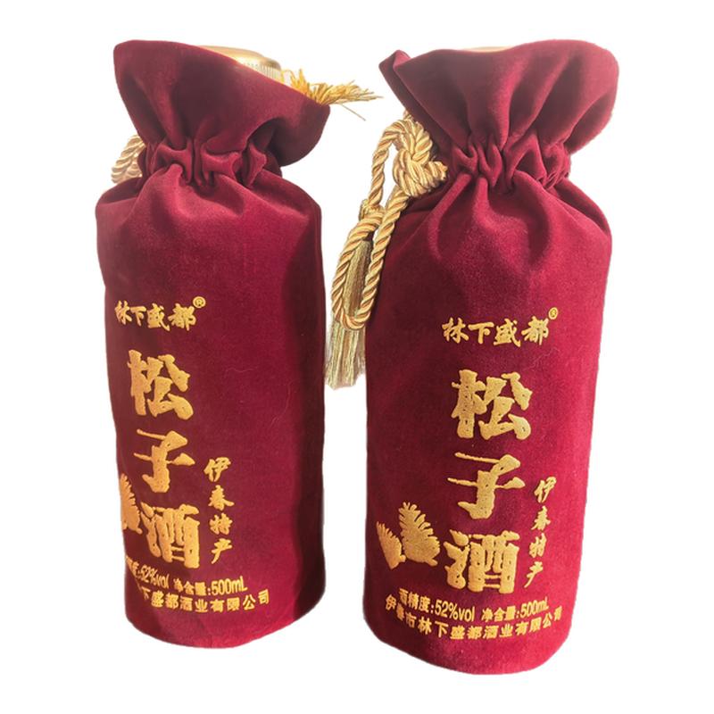 小兴安岭伊春松子酒白酒52度松子酒伊春特色松子酒500ml