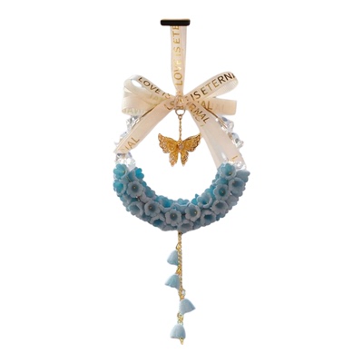 2025新款铃兰花车载蝴蝶香薰吊坠