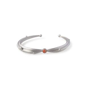 [王玉雯同款]THING OF E【赤】系列 凹凸纹钉珠包镶宝石手镯 中式