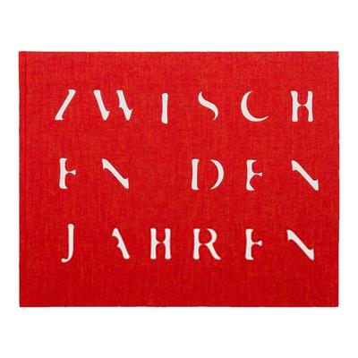 预售 Loba摄影新人奖得主Valentin Goppel: Zwischen Den Jahren时间的缝隙 原版艺术摄影书籍 艺术摄影 华源时空