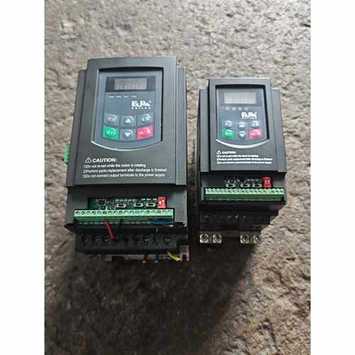 〔议价-可维修〕变频器1.5KW 220V E2000-M0015S2
