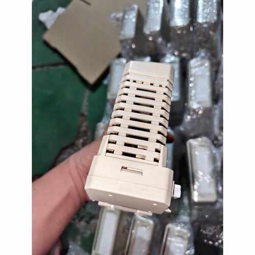 议价AO810V28通道020mA输ABB件带底座适用