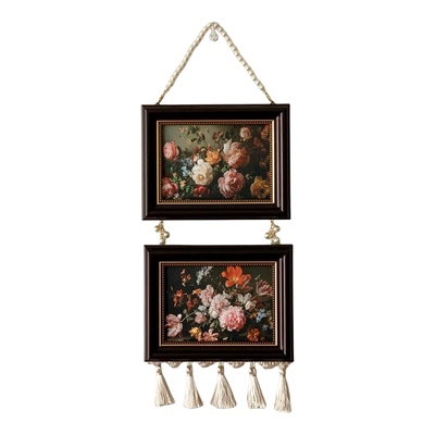 欧式复古花卉珠链挂画沙发背景墙