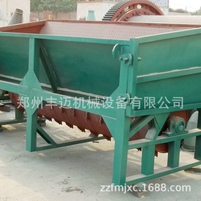 槽式双辊木材剥皮机 杨木柳木扒皮机 脱皮干净原木去皮剥皮设备