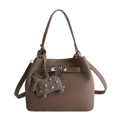 高级感大象灰菜篮子包包