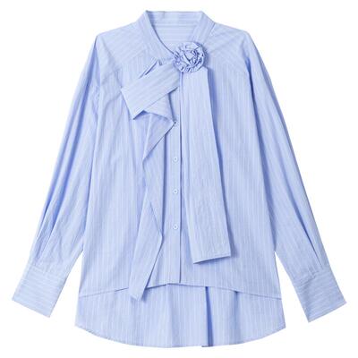 KEIKO淡人高知穿搭蓝色条纹衬衫