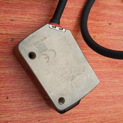 议价基恩士激光传感器LR-ZB100CN，件，适用