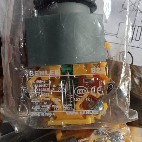 【请询价】BENLEE  B22系列指示灯、主令开关全新的一起走两百来