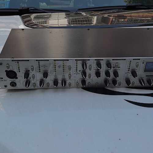 【询价】Focusrite 大白金话放 Voice master适用