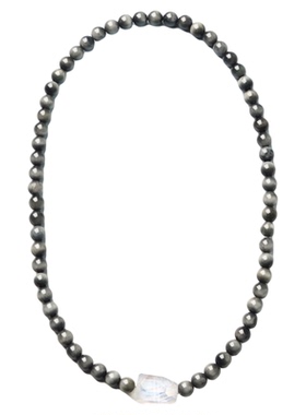 鹰眼石项链蓝针稳定情绪