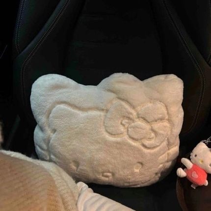 hellokitty抱枕靠枕车载腰靠毛绒公仔毛绒抱枕20cm房间生日礼物