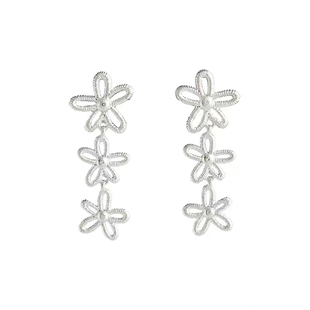 「走花路」三花流苏耳饰小花流苏耳环2026新款爆款女人味花朵耳夹