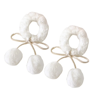白色毛绒发圈可爱甜美少女感毛球发绳日系甜妹百搭双马尾发饰头绳