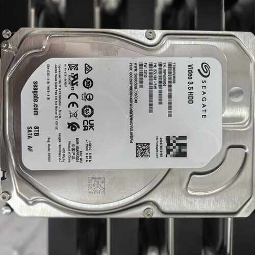 希捷8TB 3.5寸机械硬盘 ST8000VM006 成色几—议价