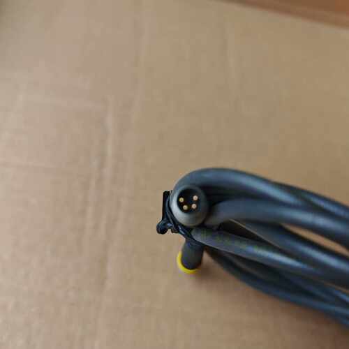 〔议价-可维修〕TURCK PKG4M-2-PSG4M/TXL 工业连接线。