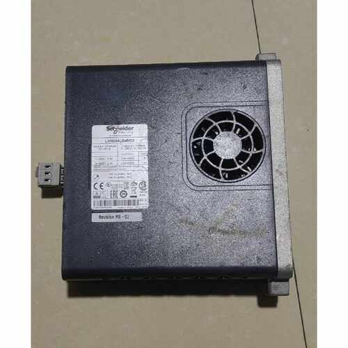 议价施耐德驱动器LXM28AU04M3X维修