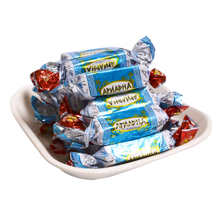 俄罗斯进口斯拉夫酸奶威化糖果白巧克力夹心糖零食喜糖1000g包邮