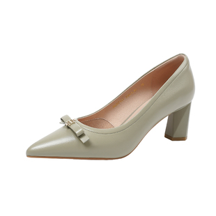 哈森时尚高跟鞋春季新款粗跟尖头蝴蝶结通勤女鞋HS257131