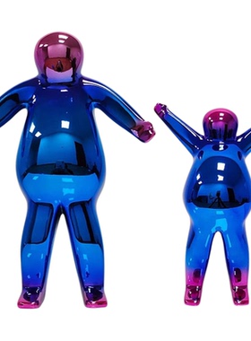 现代简约办公室电镀银色人物活跃雕塑摆件家居电视柜样板房装饰品