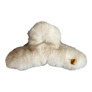 爱心毛绒后脑勺抓夹女2025新款毛毛高级感鲨鱼夹大号发卡夹子头饰