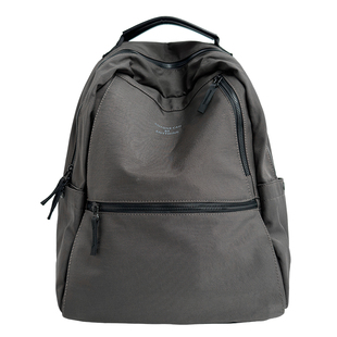 电玩汽水高中生大学生书包男大容量旅行双肩包女通勤商务电脑背包