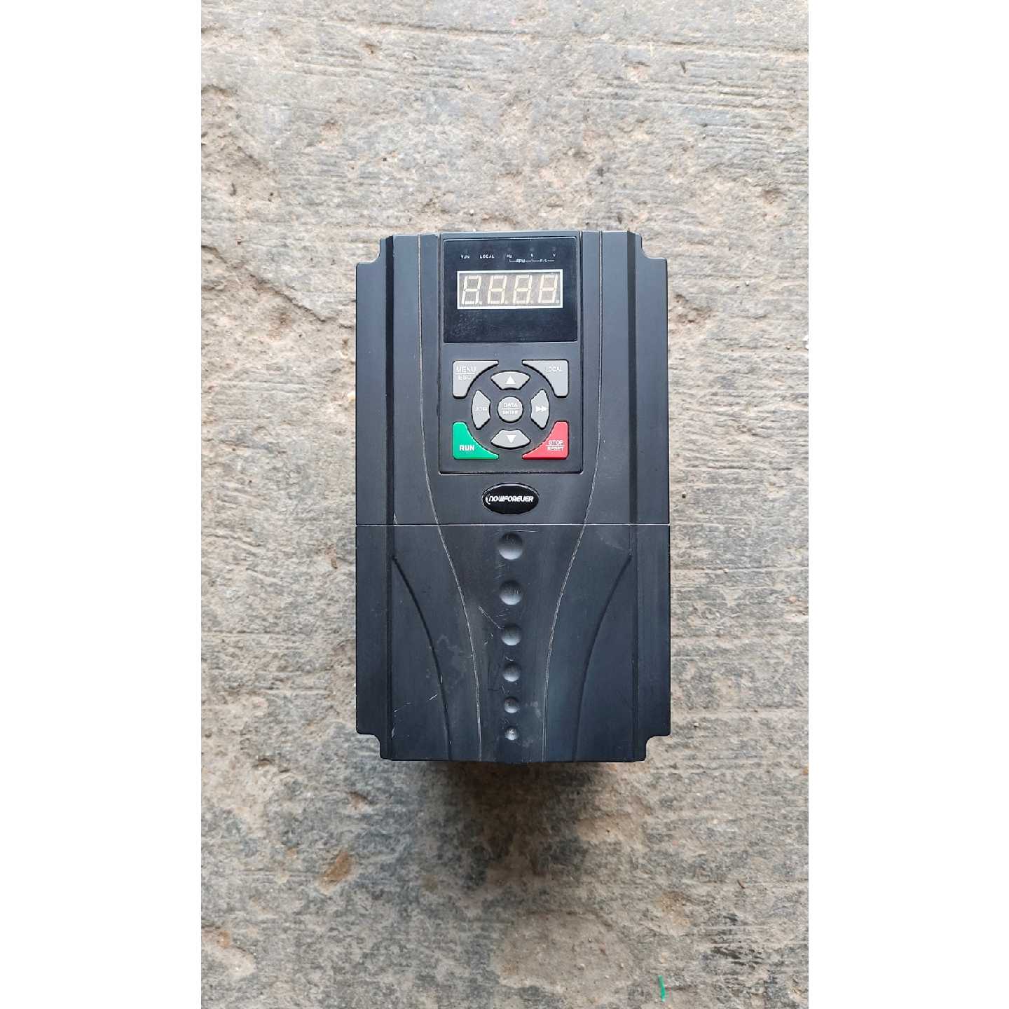 议价南方安华变频器B3000-4T0075-EM,7.5KW,三