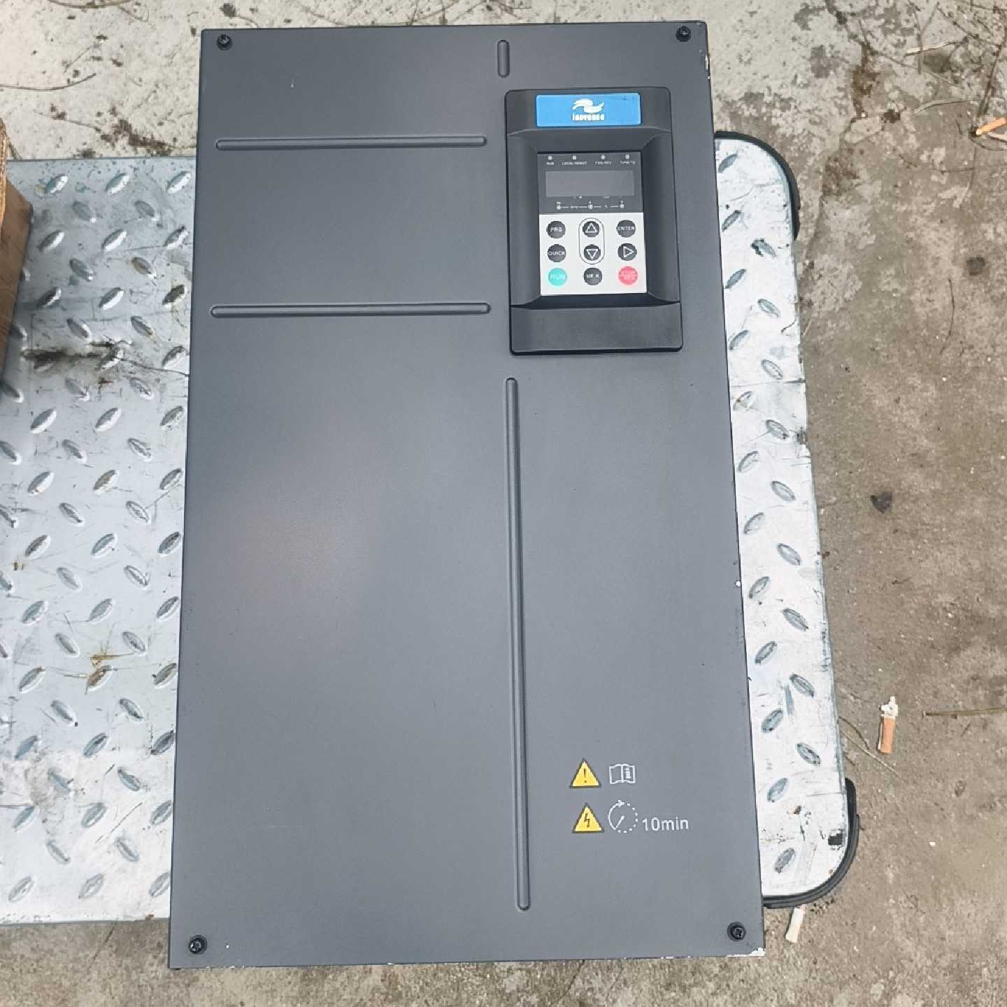 议价汇川变频器MD500ET55G维修图片