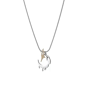 2022年新款融化月亮项链男潮ins嘻哈钛钢吊坠个性简约百搭配饰品