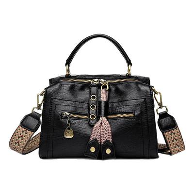 波士顿包单肩斜挎包女2025新款包包时尚软皮手提包休闲百搭枕头包