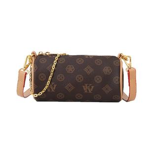 今年流行网红包包女2025新款爆款单肩小枕头包链条大容量圆筒女包