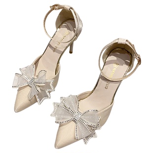 一字扣带单鞋女水钻蝴蝶结高跟鞋配裙子细跟尖头伴娘鞋婚鞋主婚纱