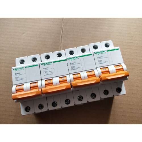 询价下单施耐德2p40A，63A空开断路器，成色八九成新，保证正品，