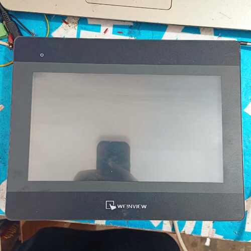 威纶触摸屏MT8102iQ1WV实物图功能包