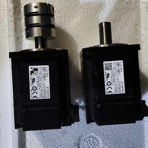 溢价-安川伺服电机SGMJV-02ADA21 ，200W，两个
