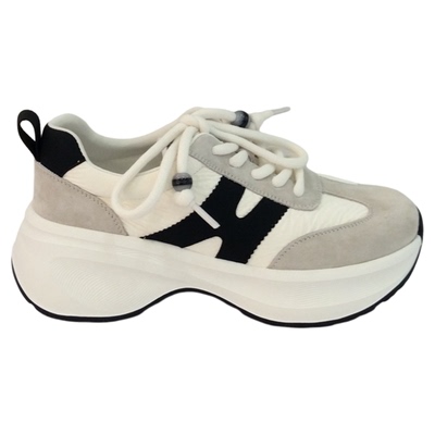 哈森新款轻厚底复古休闲阿甘女鞋