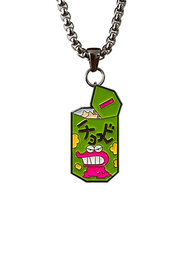 卡通情侣男生项链蜡笔小新动漫饼干胸章饰品棒球帽徽章帽子配饰