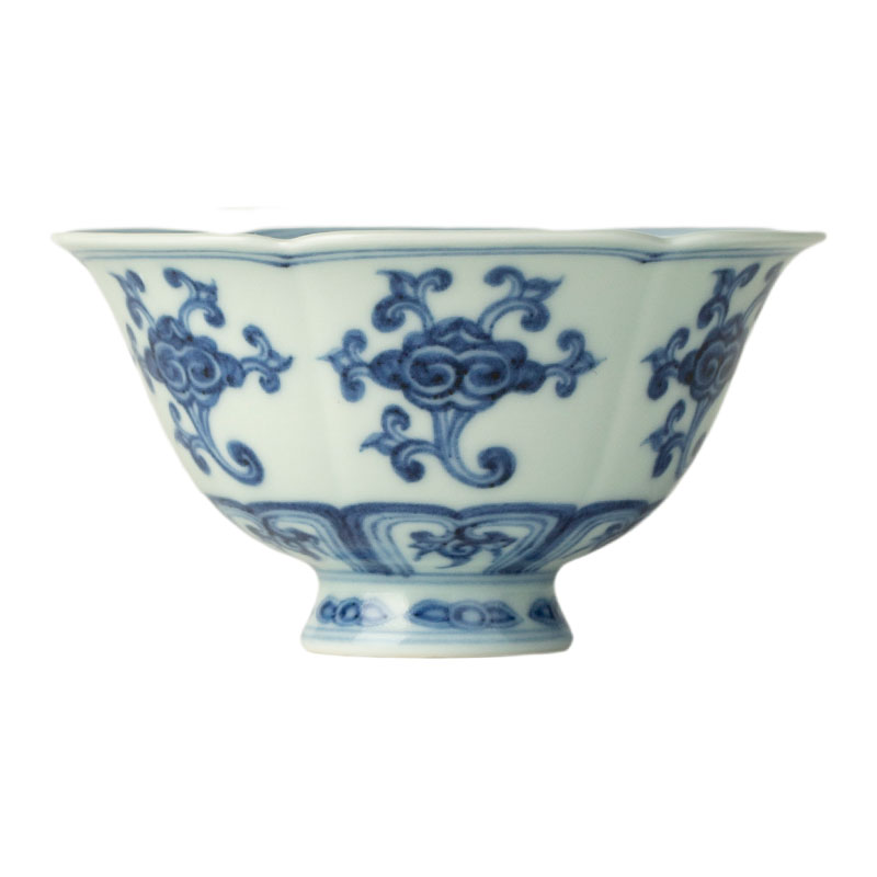 三勤堂景德镇青花手绘花口品茗杯