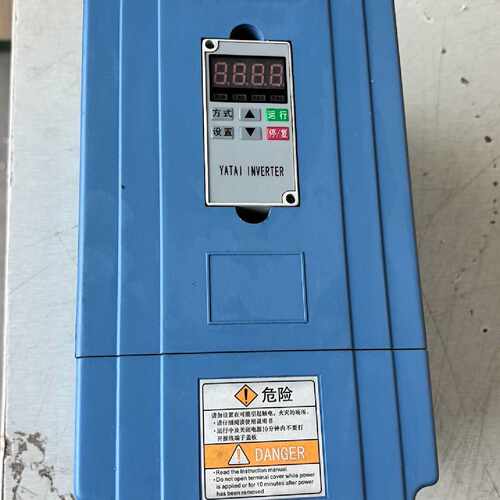 询价上海亚泰YTD2.2G2T1B变频器，2台，2.2KW，三相议价