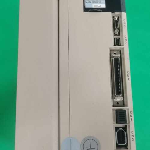 议价SGDV-180A01AY826AA 安川伺服驱动器 成色漂亮 质保3个月 询