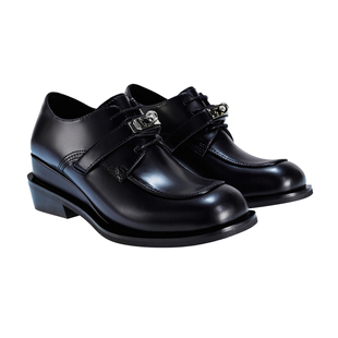 Pas de nom理智沉沦·克制美学精致与洒脱并存隐形增高德比乐福鞋