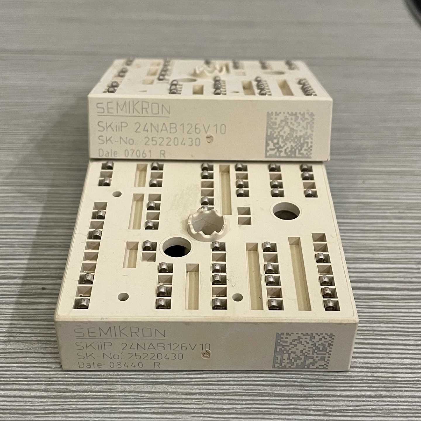 询价-西门康 SKIIP24NAB12T4V1 SKIIP23NA - 实物图