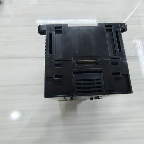 议价Cp1h-X40dt-D-Sc Used Disassembled Real Photos适用