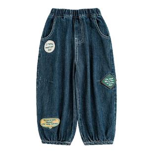 幼悠男童春季新款字母贴标宽松牛仔裤牛筋腰头灯笼裤型儿童长裤潮