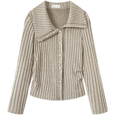 慕兔翻领收腰针织毛衣