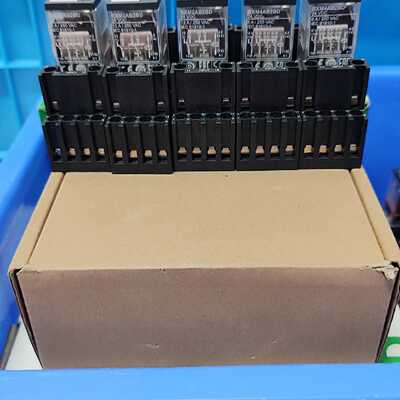 议价RXZE2M114M混合式底座RXM2AB2BD继电