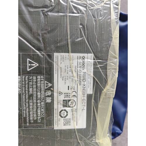 议价全新欧姆龙伺服驱动器R88D-KN08H-ECT-L，750