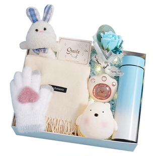 围巾女生日礼物送女生闺蜜姐妹实用情人节送女友老婆高级惊喜礼盒