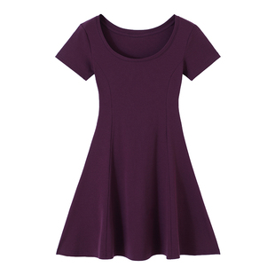 所菲儿 纯欲穿搭U领性感A字连衣裙短款赫本风收腰修身显瘦裙子女