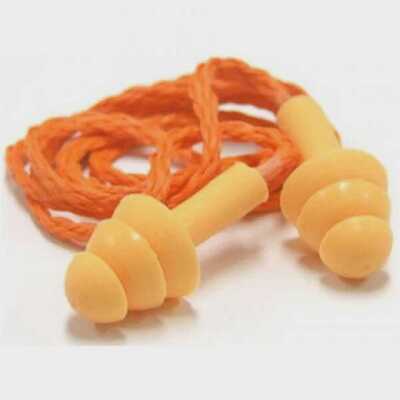 A lot of 100 pairs pomp plus  ear plug corded  free delivery