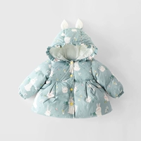 Светло -зеленый кролик